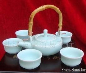 龍泉青瓷君子提梁茶具 傳統(tǒng)工藝與現(xiàn)代生活的完美融合